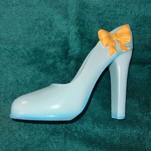 NWOT TIFFANY BLUE RESIN HIGH HEEL WITH YELLOW BOW//CINDERELLA VIBES